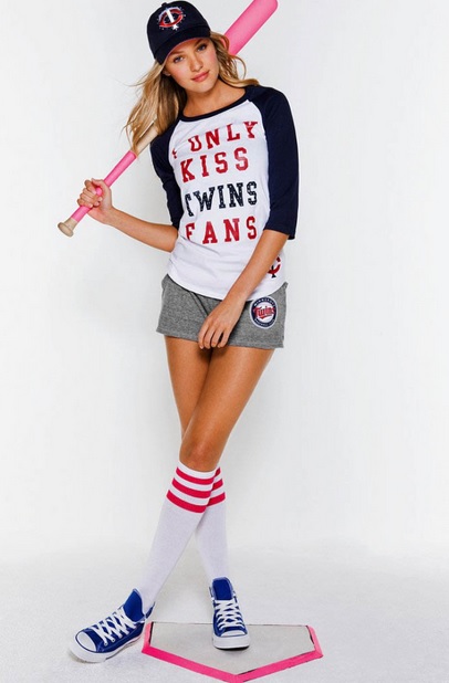 Hot-Minnesota-Twins-fan-girl-2014-MLB-Team-Preview.jpg