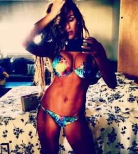 Nikki Bella Wwe Bikini Boobs Hot Wwe Total Divas Bellas Bella Twins Bedroom America S White Boy